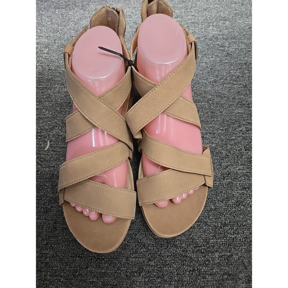 EILEEN FISHER Beige Nubuck Leather Ankle Strap Platform Sandals Zip Size 9.5 M - Picture 2 of 7